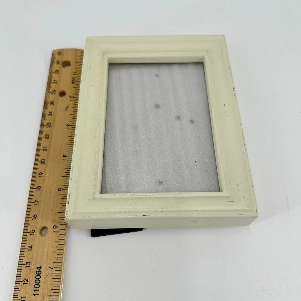 Cream Traditional Tiered Molding 4x6 Picture Frame Tabletop Wall Mount